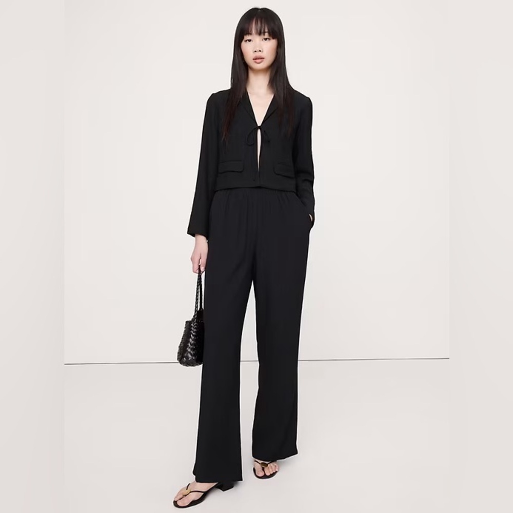 NEW! Banana Republic Black High-Rise Wide-Leg Pull-On Crinkle Pant -💻1️⃣2️⃣